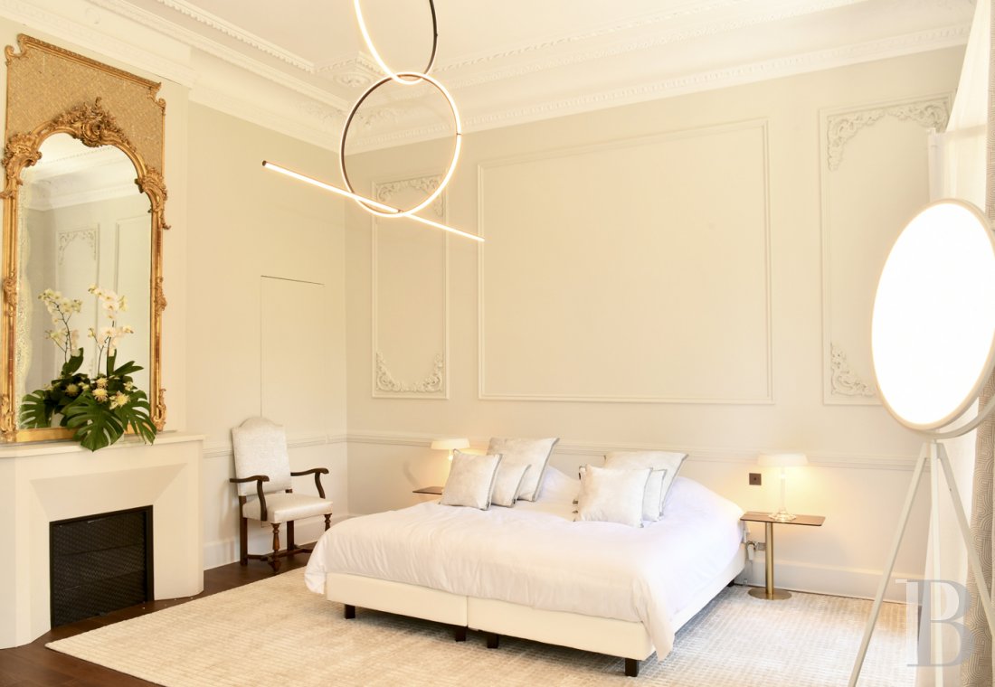 A 19th century chateau open for receptions and holidays to the east of Avignon in the Vaucluse  - photo  n°18